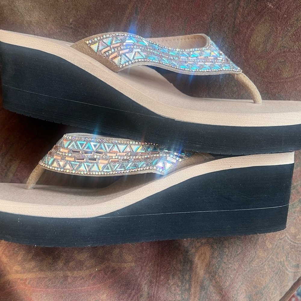Wedge sandals